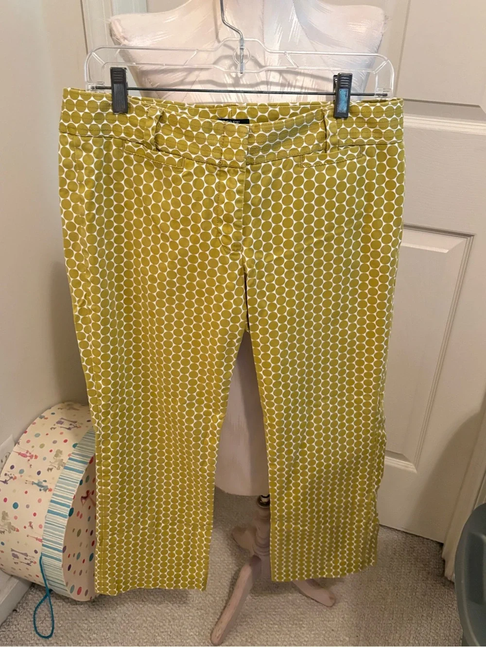 J. Crew Yellow Geometric Cropped Pants size 8 fashion show item city fit